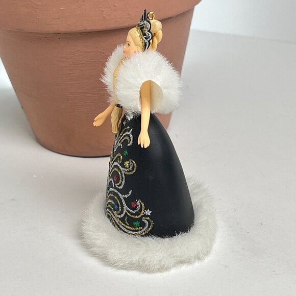 Hallmark Keepsake Celebration Barbie Ornament Special Edition 2009 - Picture 5 of 7